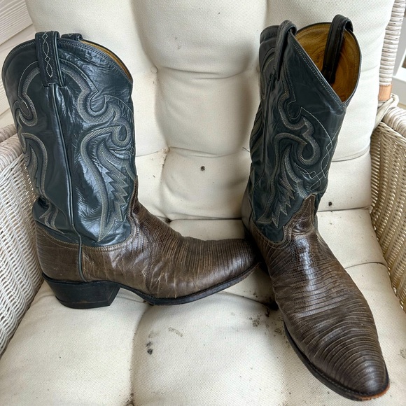Tony Lama Other - Tony lama exotic lizard skin boots